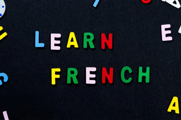 10 Best Apps for Learning French